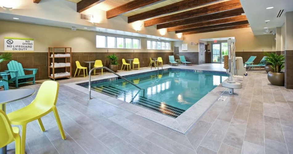 Top Hotels Within Walking Distance to Gillette Stadium, Foxborough