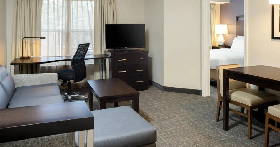 Top Best Hotels Within Walking Distance to Gillette Stadium, Foxborough