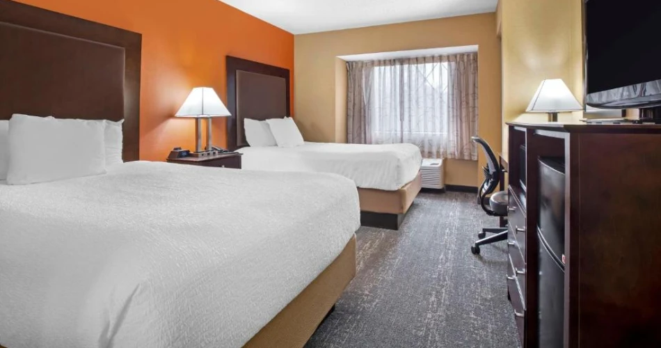 Top Best Hotels Within Walking Distance to Gillette Stadium, Foxborough