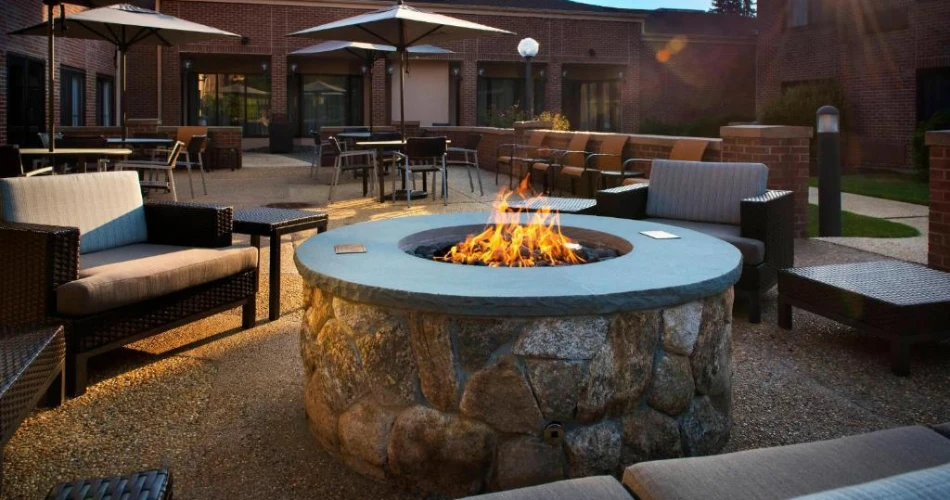 Top Best Hotels Within Walking Distance to Gillette Stadium, Foxborough