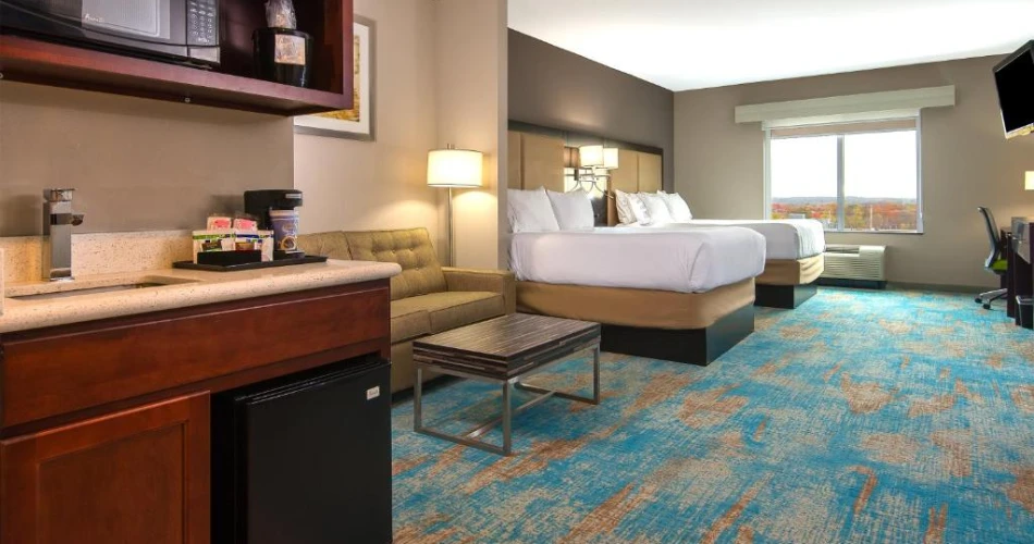 Top Hotels Around Gillette Stadium in Foxborough for Every Traveler