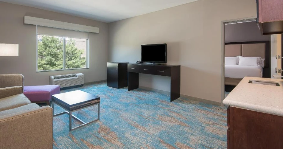 Best Places to Stay Near Gillette Stadium in Foxborough for an Unforgettable Experience